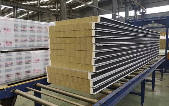 Luton – Your Trusted Sandwich Panel Manufacturer