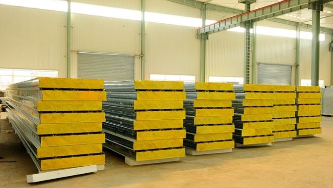 Different Characteristic of Glass Wool Sandwich Panel